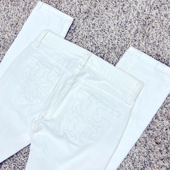 Tory Burch White Bootcut Jeans Brand new, never worn,- Size 25 Inseam 34. NWOT - Picture 3 of 7